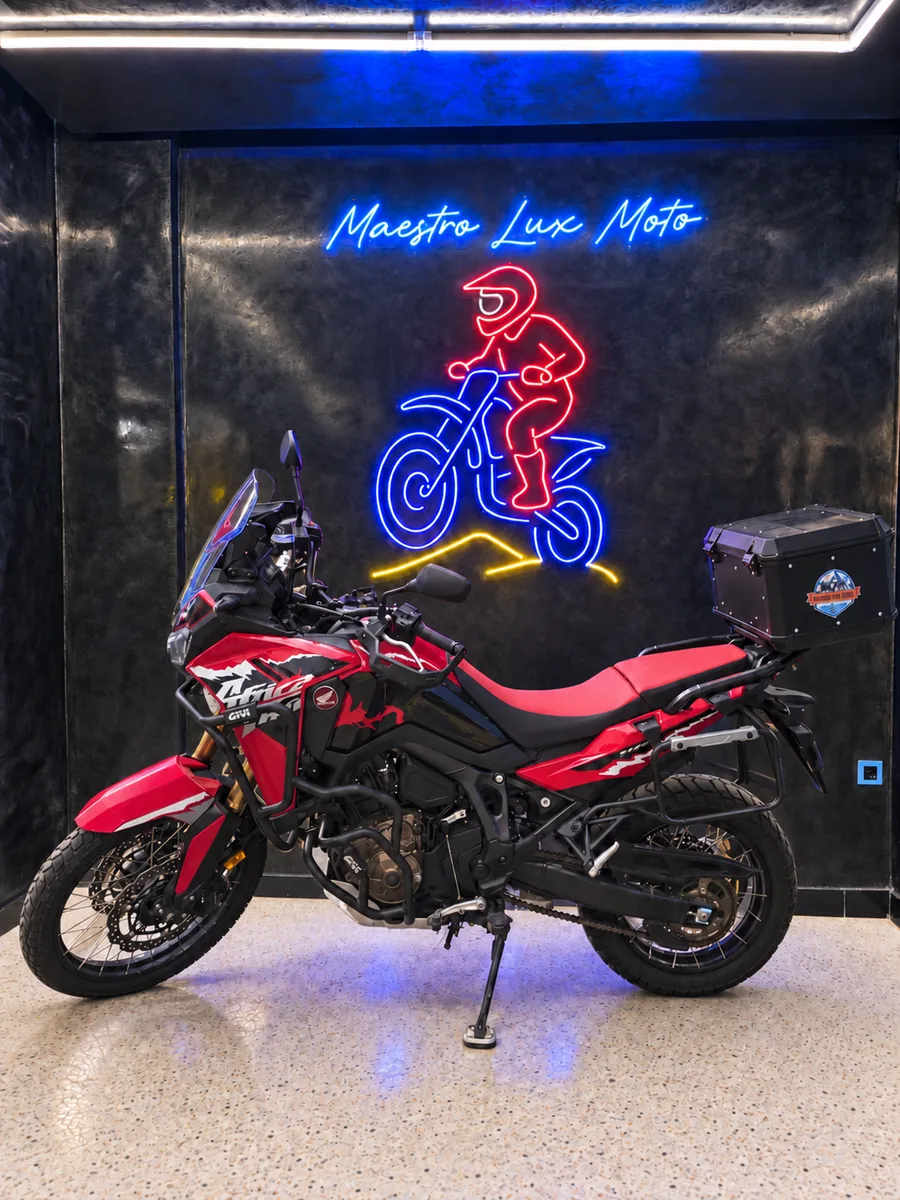 Africa twin CRF 1100 for rent in Marrakech