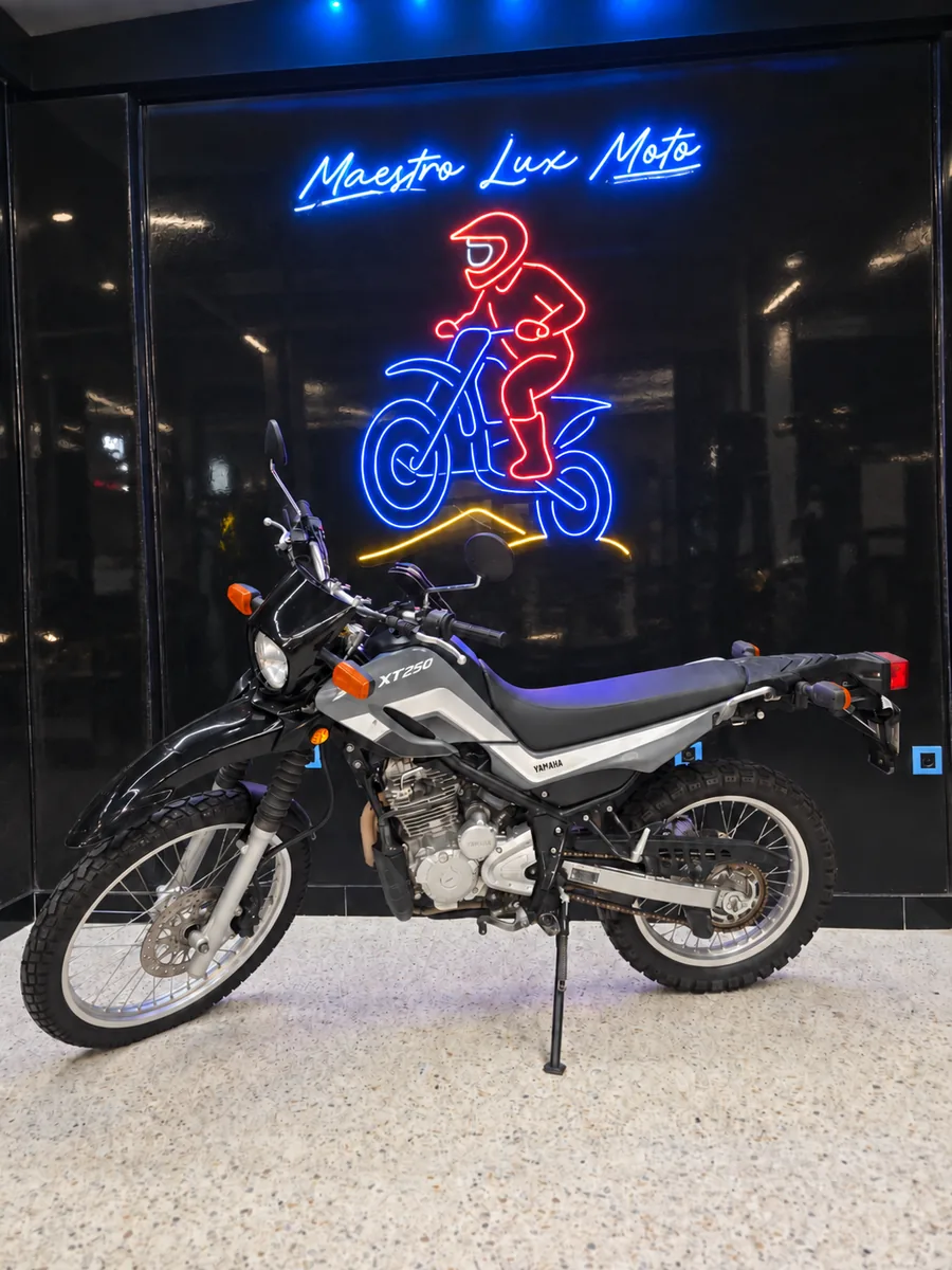 XT 250 for rent in Marrakech