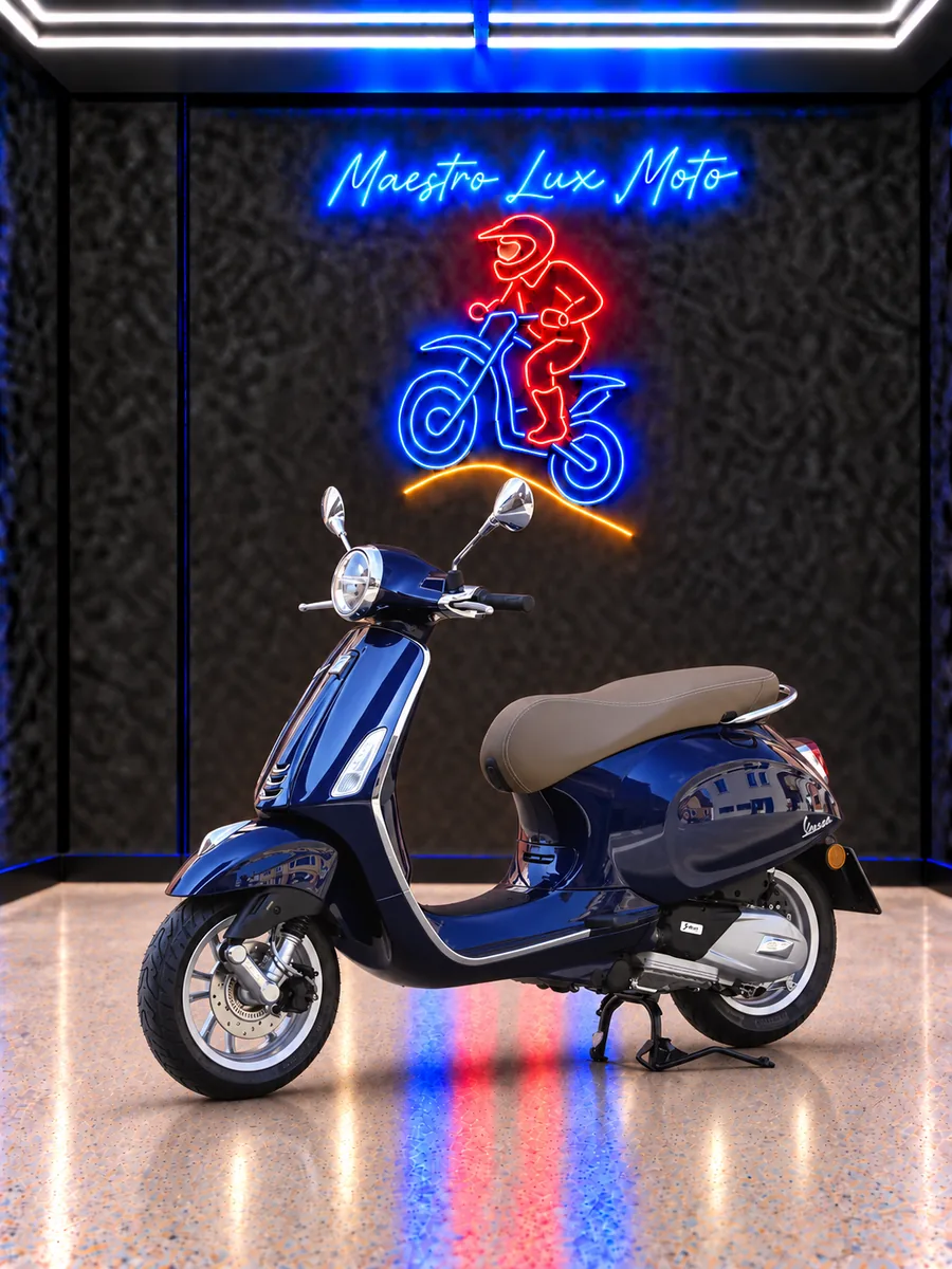 vespa primavera for rent in Marrakech